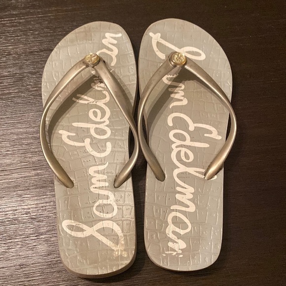 SAM Edelman Women’s Gray Flip Flops Size 6.5 - Picture 1 of 4